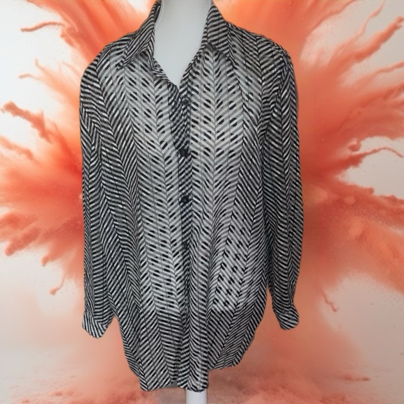 90’s Vintage Black and White Chevron Blouse - Picture 4 of 12